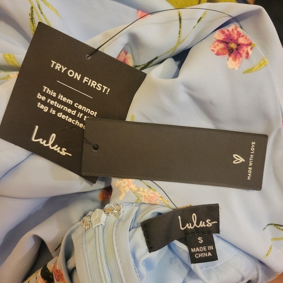 NWT Lulu's Blooming Vision Light Blue Floral Print Maxi Dress - Picture 10 of 11